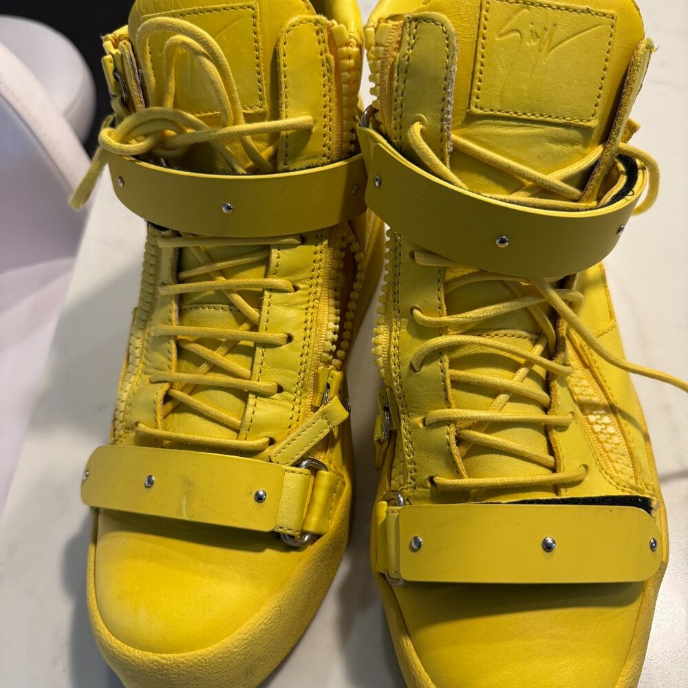 Giuseppe Zanotti Yellow Leather High-Tops – Size 42 EU / US 9 – Bold Designer Lo
